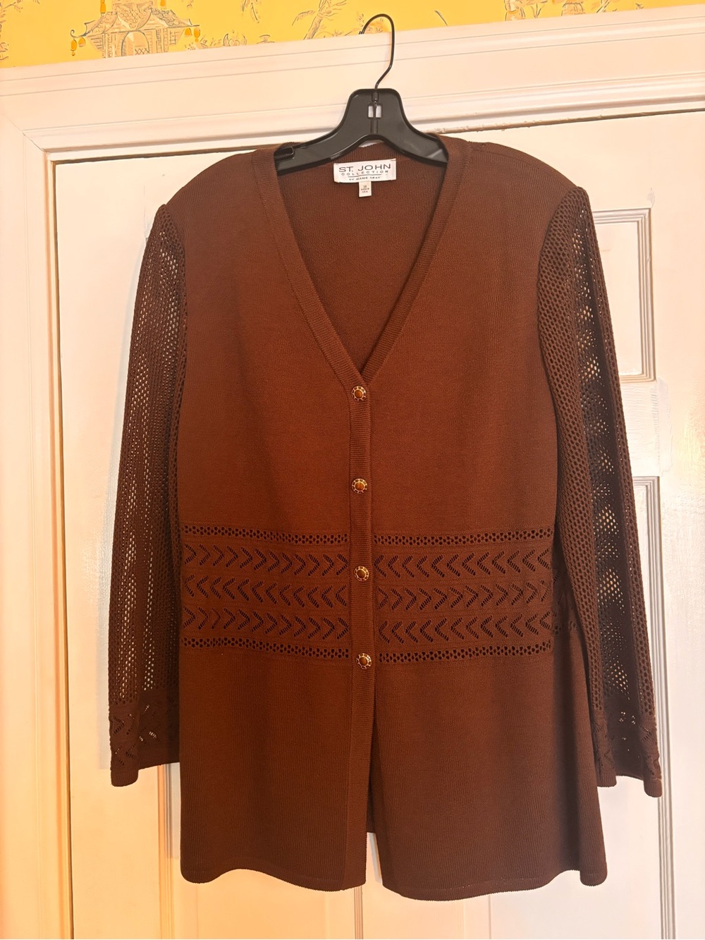 St. John Brown size 14 V-Neck Knit Button Cardigan with matching size 16 pants